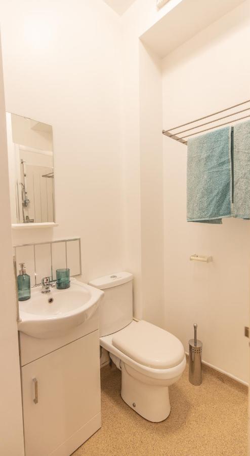 Cosy Modern Apartment, Grand Victorian Building, 5 Mins To Coventry City Centre Luaran gambar